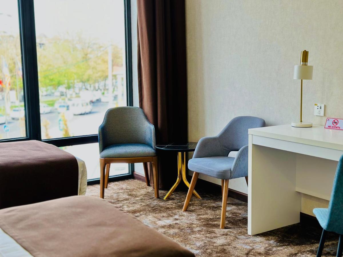 Garnet Hotel Ташкент Екстер'єр фото