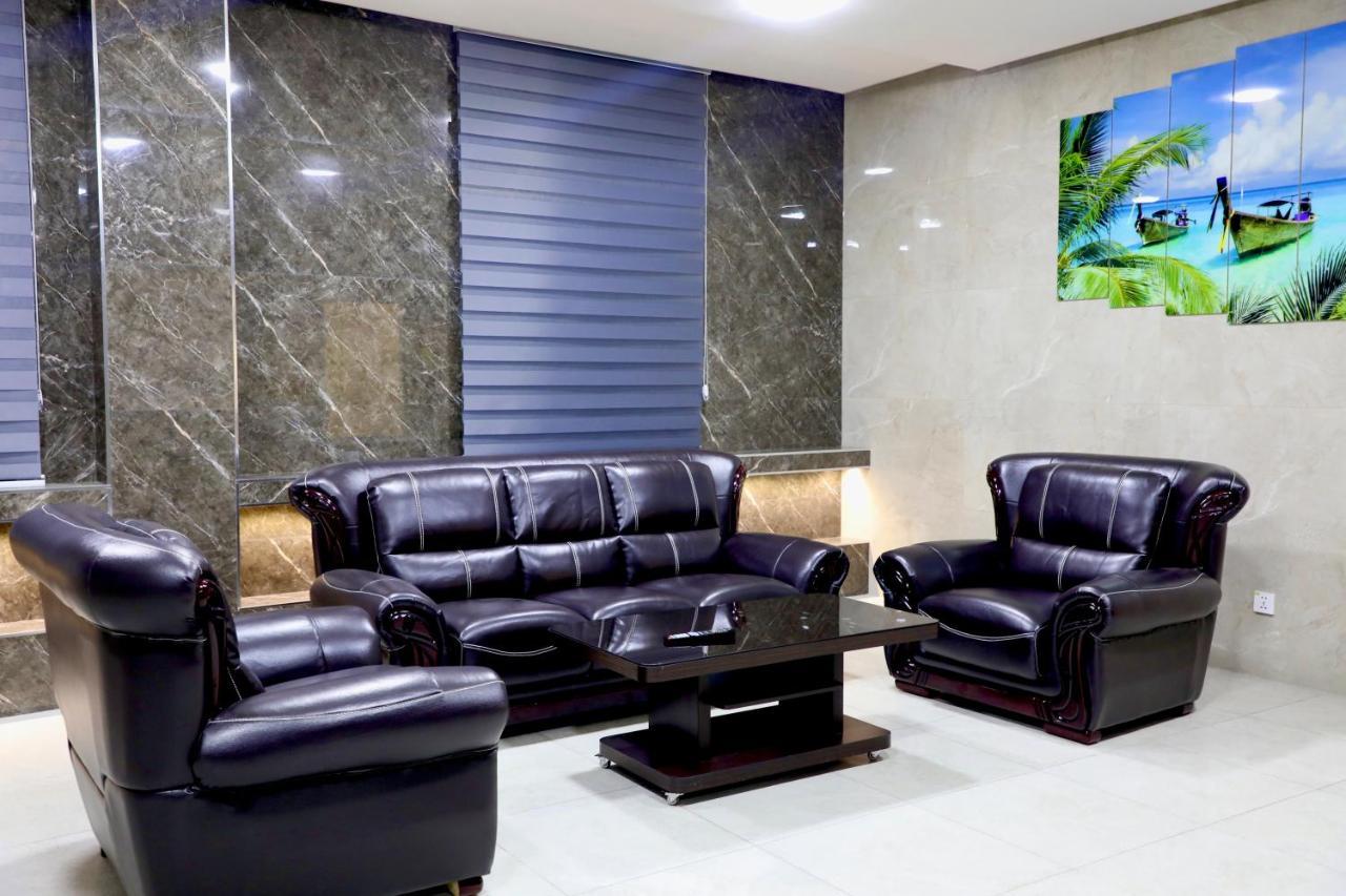 Garnet Hotel Ташкент Екстер'єр фото
