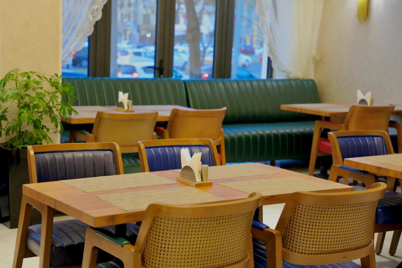 Garnet Hotel Ташкент Екстер'єр фото