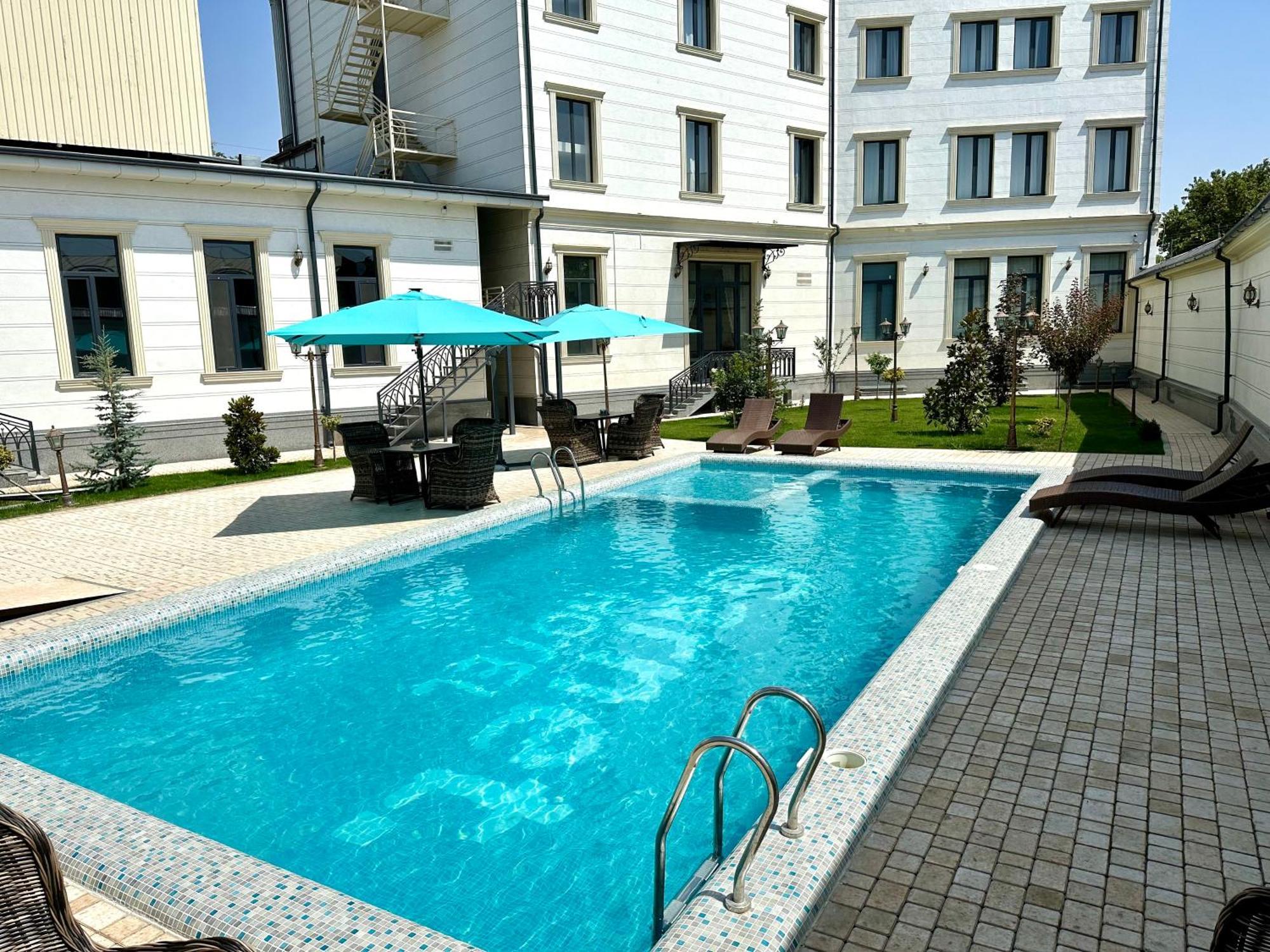Garnet Hotel Ташкент Екстер'єр фото