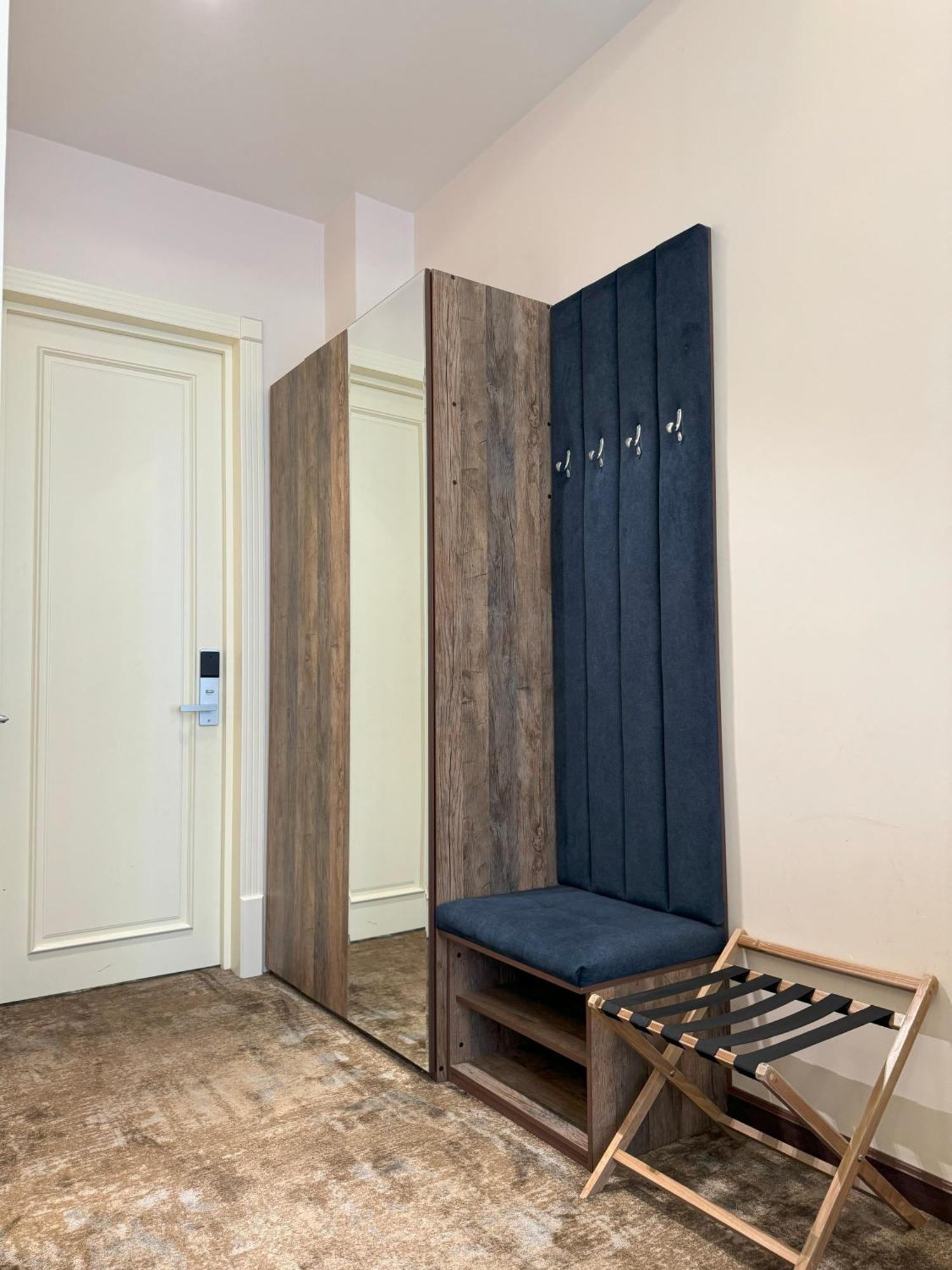 Garnet Hotel Ташкент Екстер'єр фото