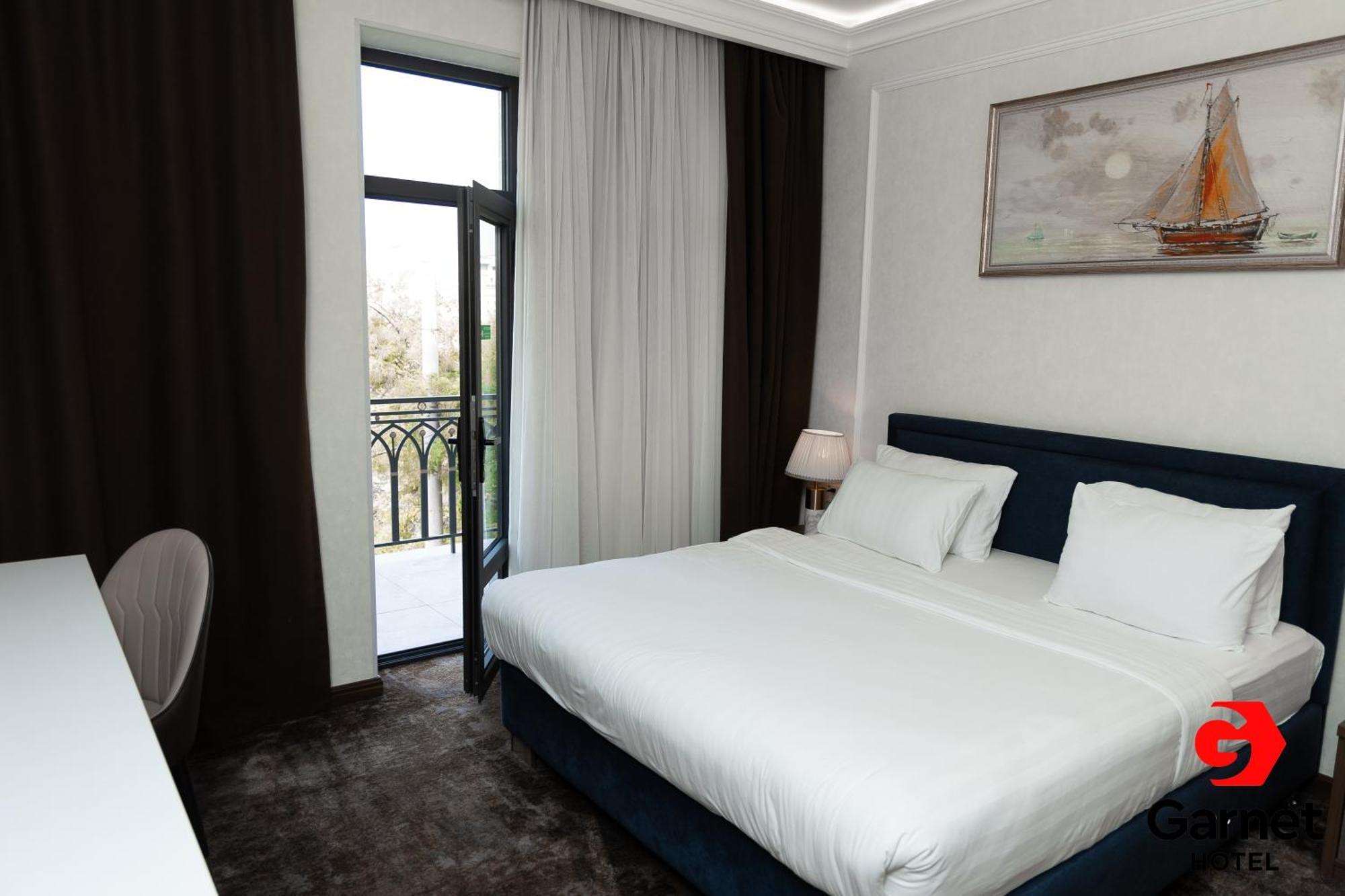 Garnet Hotel Ташкент Екстер'єр фото