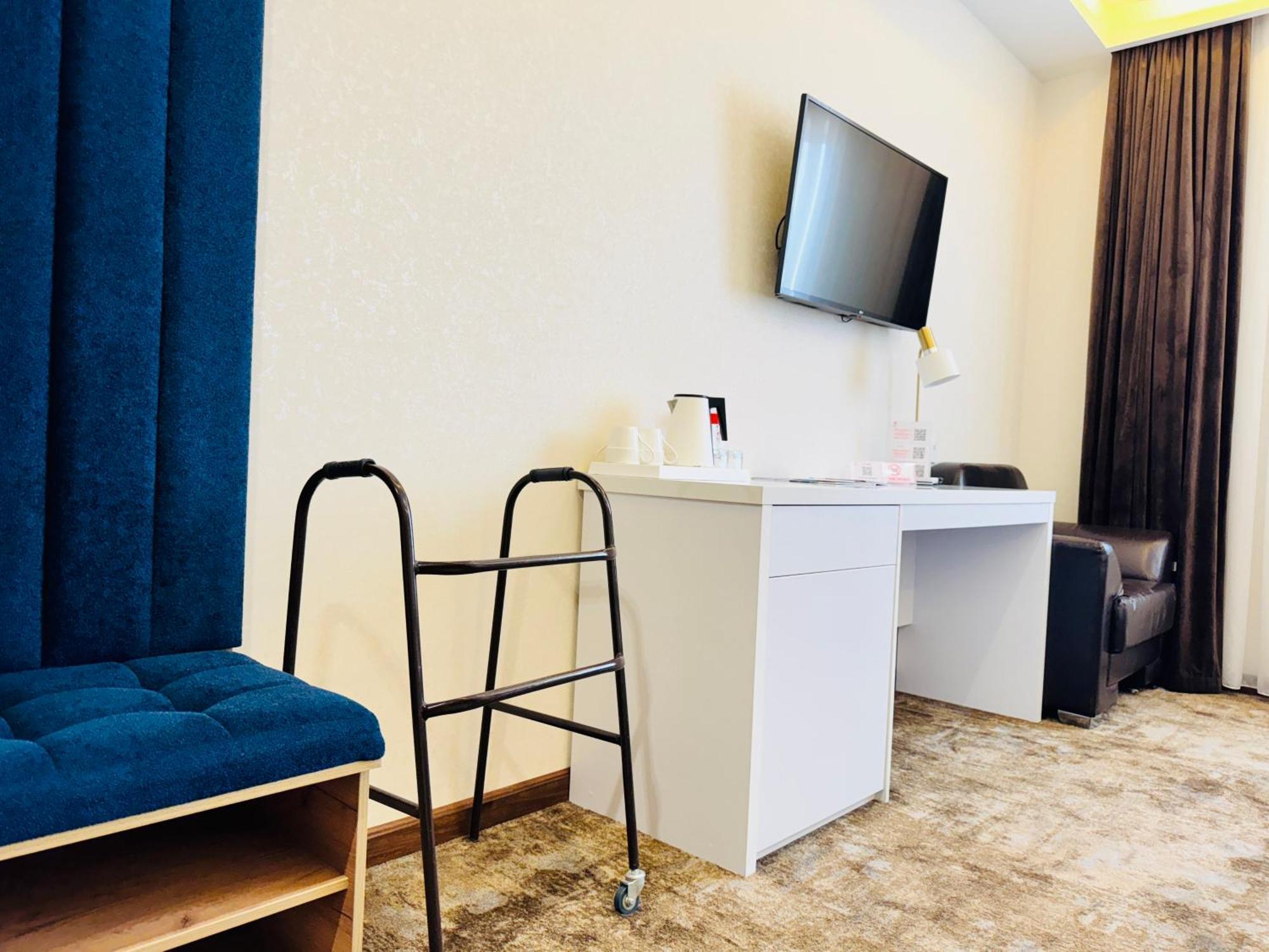 Garnet Hotel Ташкент Екстер'єр фото